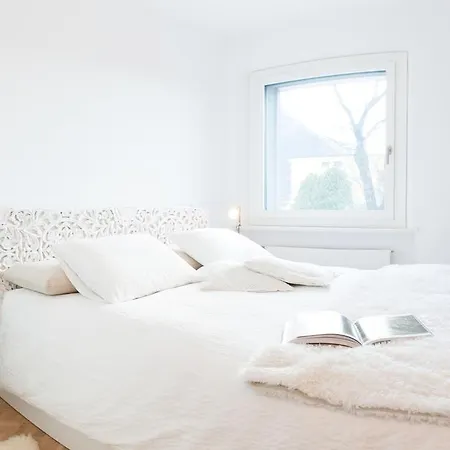 Bed & Breakfast Aura Rossa Quartino