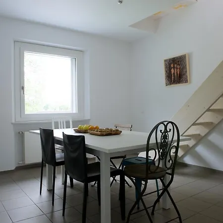 Bed & Breakfast Aura Rossa